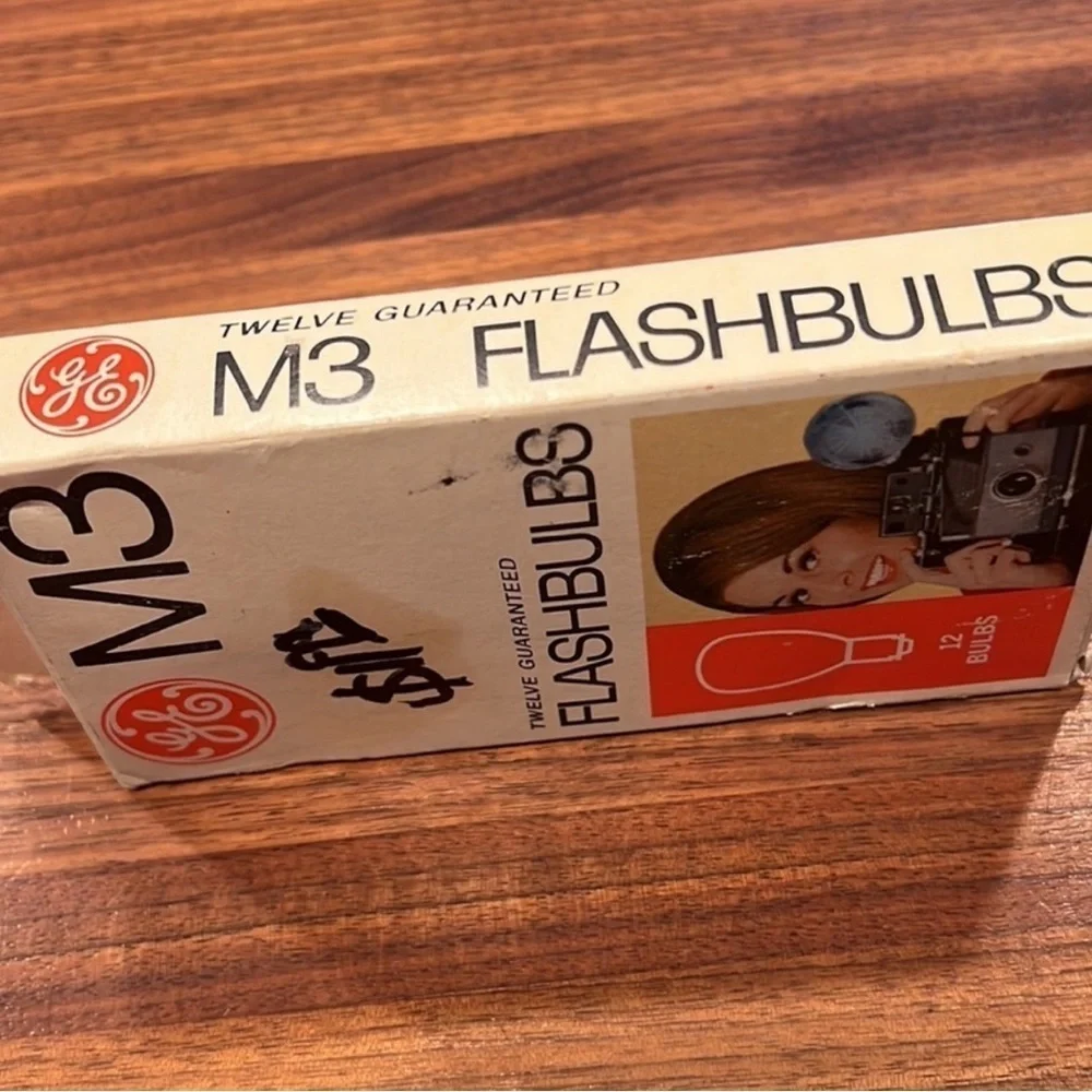 VINTAGE: M3 Flashbulbs - Still Work